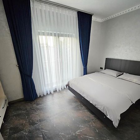 Casa Anastasia Villa Oradea Buitenkant foto